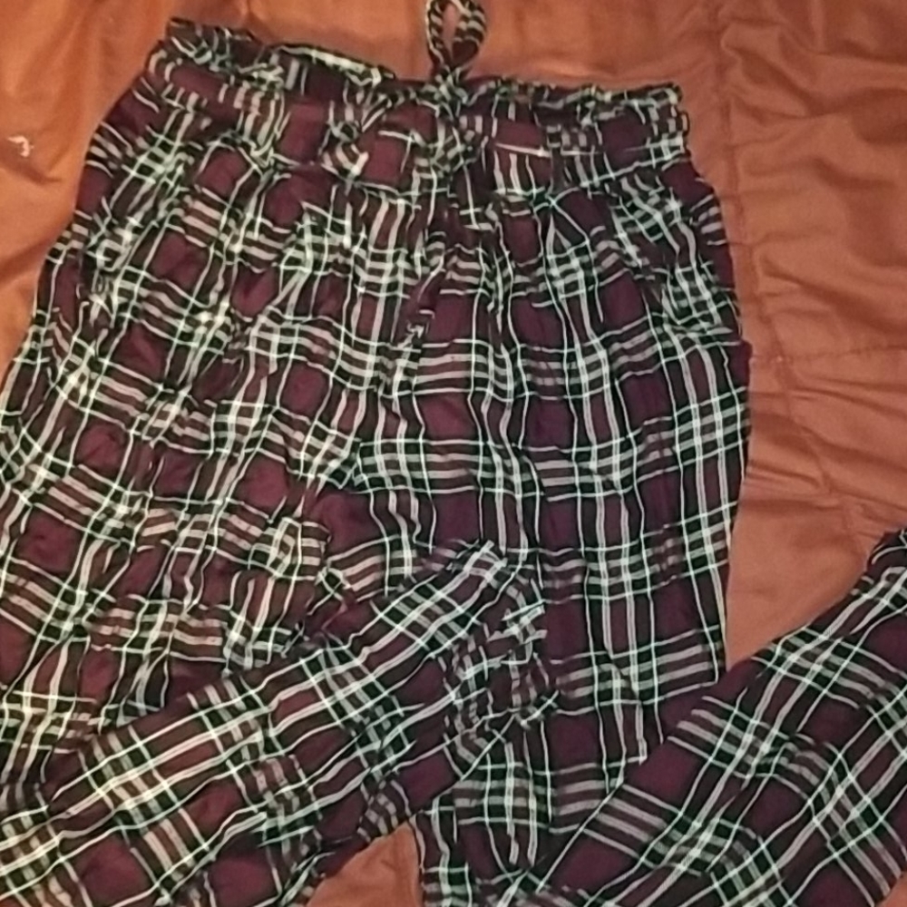 Plaid pants🎁